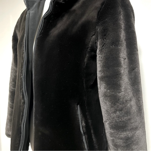 MARC NewYork Reversible Faux Fur Coat - Picture 4 of 9